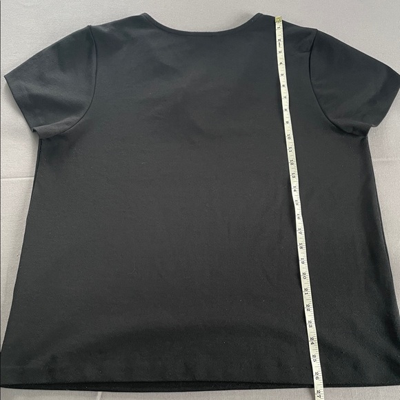 Banana Republic Short Sleeve V-Neck Tee - Picture 6 of 8